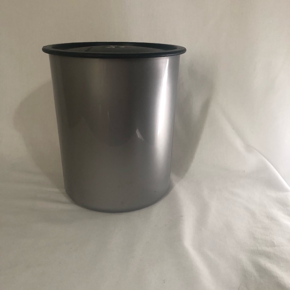 Tupperware Container Silver with Black Lid - Picture 6 of 6